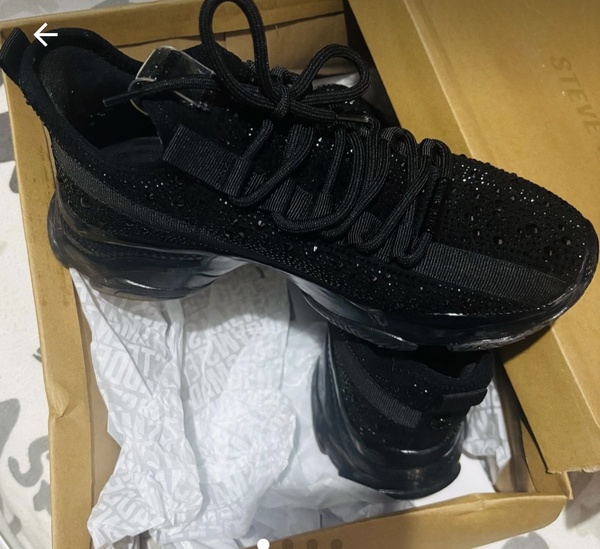 Steve Madden sneakers