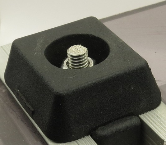 Middle Mounting Clamp