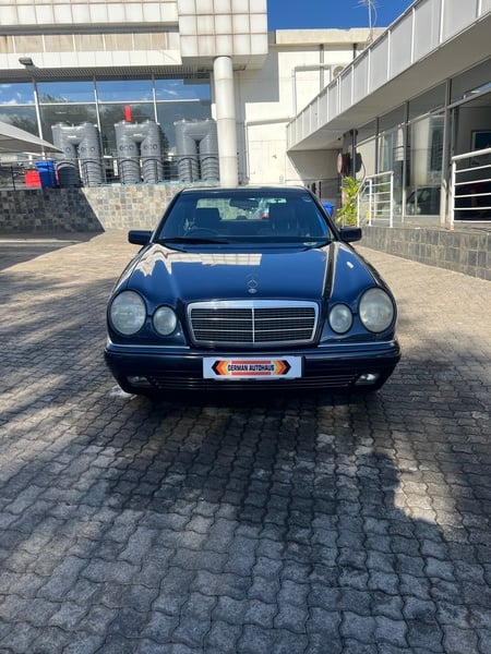 1996 Mercedes Benz E230