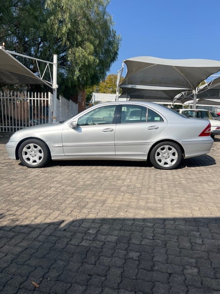 2007 Mercedes Benz C180