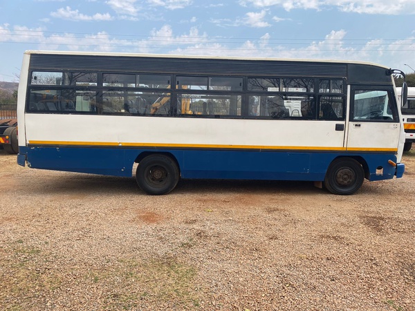 AMC 31 SEATER BUS CUMMINS 4BT picture