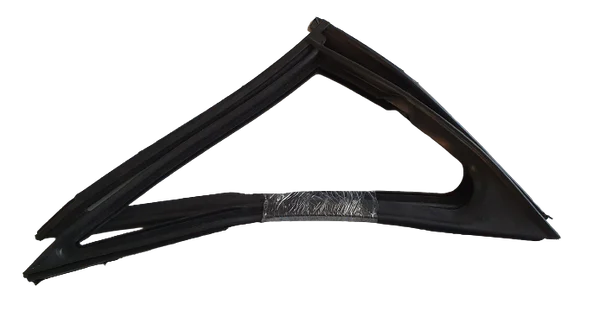 Nissan 1400 Quarter Vent Set