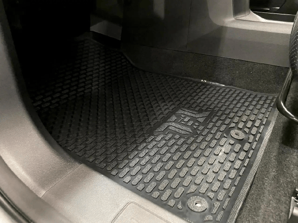 Jetour T1 Rubber Mat Passenger Side