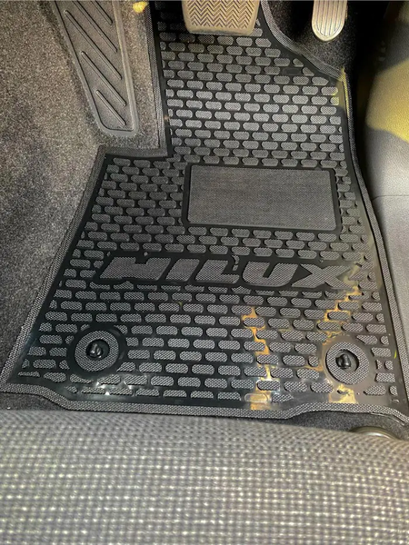 Toyota Hilux 9th Gen Travo Rubber Mats - Driver Side