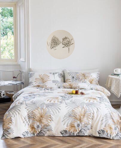 Protea MOONLAMP