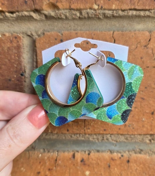 HOOP EARRINGS