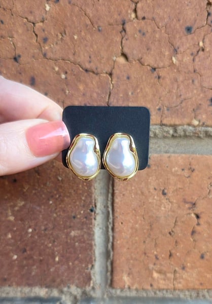 Stylish EARRINGS