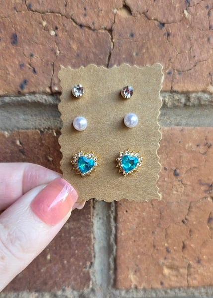 3x Small Stud Earrings