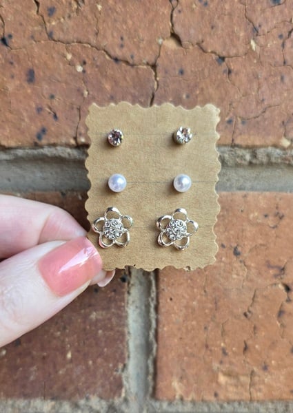 3x Small Stud Earrings
