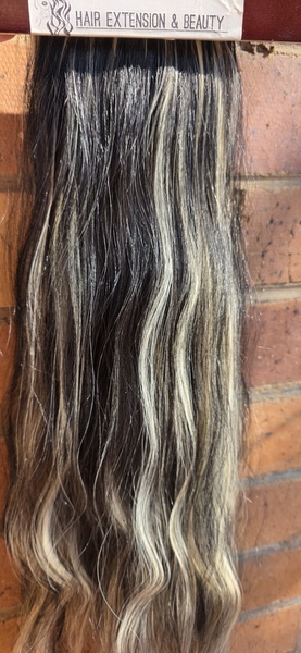 Black & Blonde Highlight mix 10pc Clip in Set (Click on image to view more INFO)