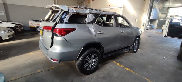 2016 TOYOTA FORTUNER
