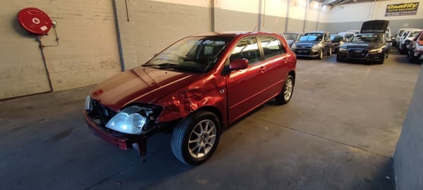 2003  TOYOTA RUNX