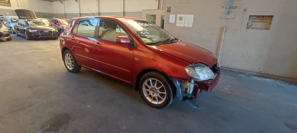 2003  TOYOTA RUNX