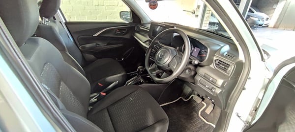 2025 SUZUKI SWIFT AUTOMATIC