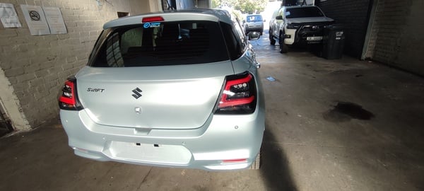 2025 SUZUKI SWIFT AUTOMATIC