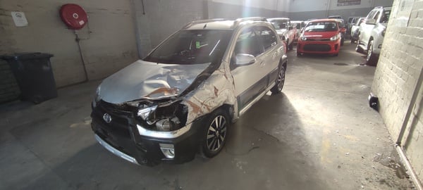 2015 TOYOTA ETIOS CROSS
