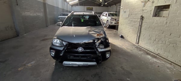 2015 TOYOTA ETIOS CROSS