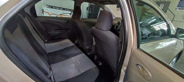 2013 TOYOTA ETIOS