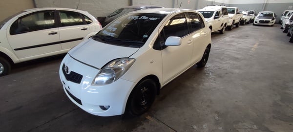 2008 TOYOTA YARIS