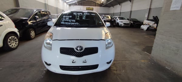 2008 TOYOTA YARIS