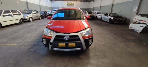 2015 TOYOTA ETIOS CROSS