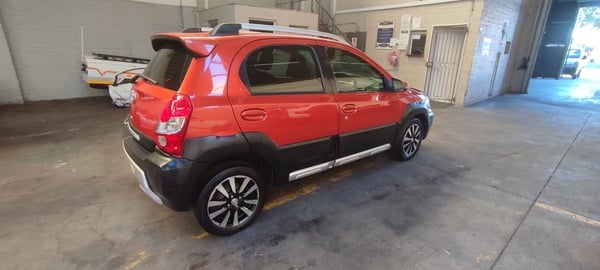 2015 TOYOTA ETIOS CROSS