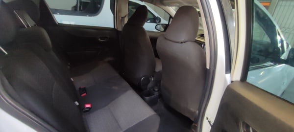 2014 TOYOTA YARIS 1.3