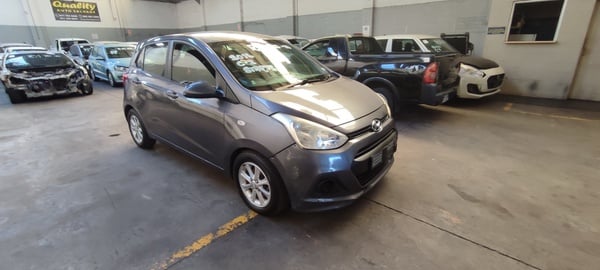2016 HYUNDAI GRAND I10