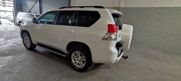 2010 TOYOTA PRADO LANDCRUISER