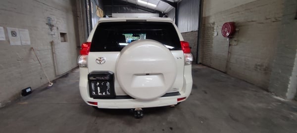 2010 TOYOTA PRADO LANDCRUISER