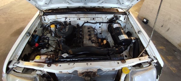 2005 NISSAN HARDBODY