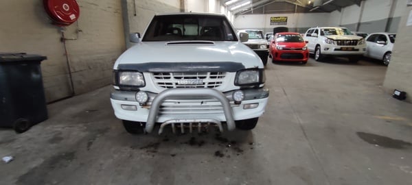 2003 ISUZU KB300TDI