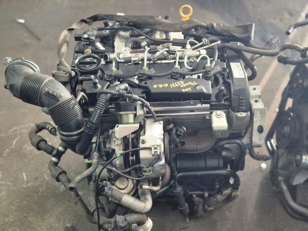 2017 Volkswagen Tiguan 2.0 TDI R-line 4-Motion (CRF) Automatic - Engine