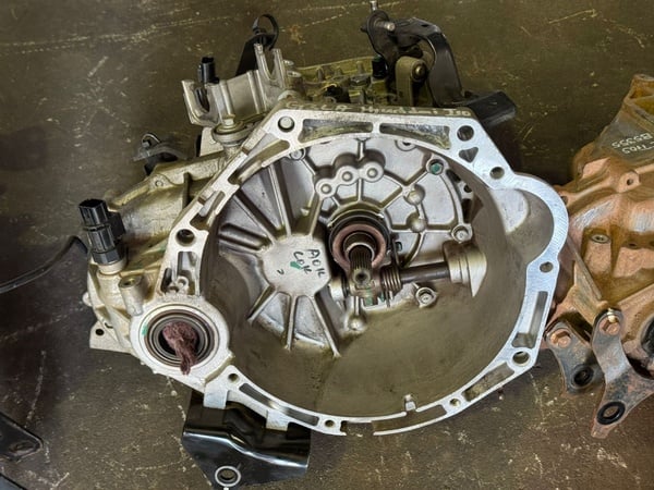 2019 Hyundai Grand i10 1.0 (G3LA) 5SPD Manual - Gearbox