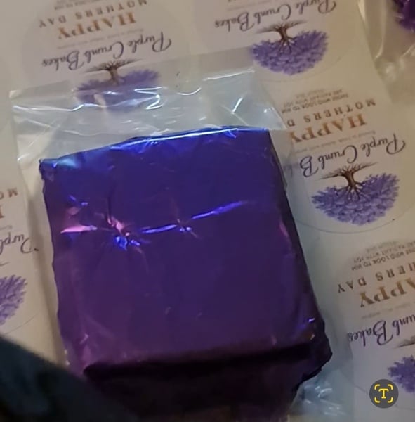 16 x Chocolate Brownies