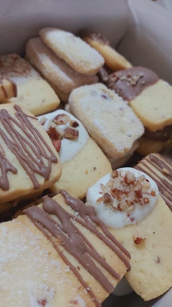 1kg Pecan Nut Biscuits