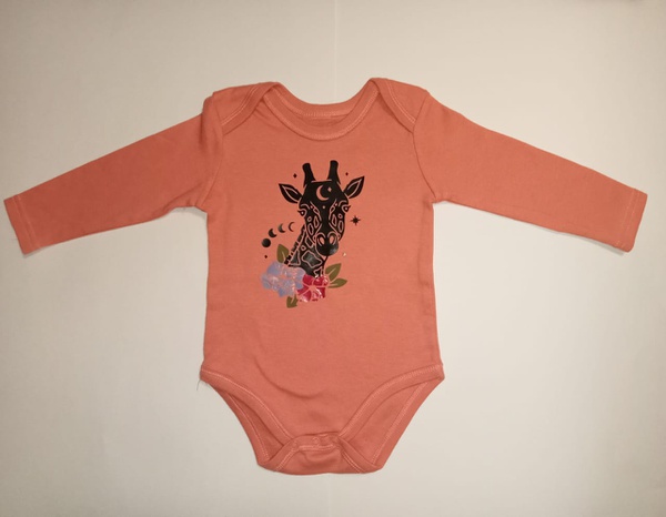 Boho Giraffe-Coral
