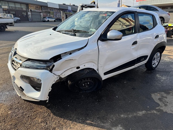 2025 RENAULT KWID 1.0