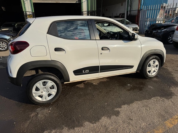 2025 RENAULT KWID 1.0