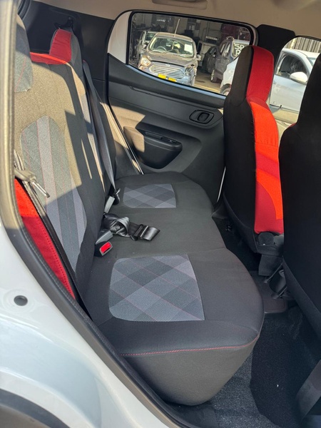 2025 RENAULT KWID 1.0