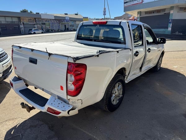 2011 GWM STEED 2.2 DOUBLE CAB