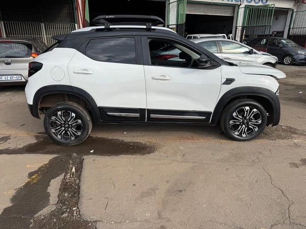 2021 RENAULT KIGER 1.0T