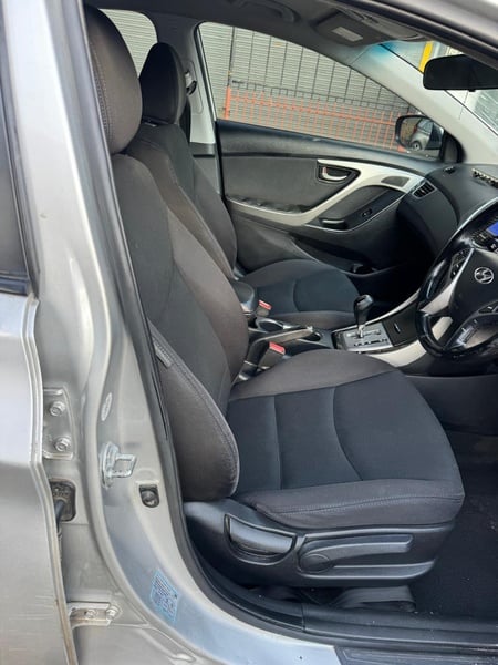 2012 HYUNDAI ELANTRA 1.8 AUTOMATIC