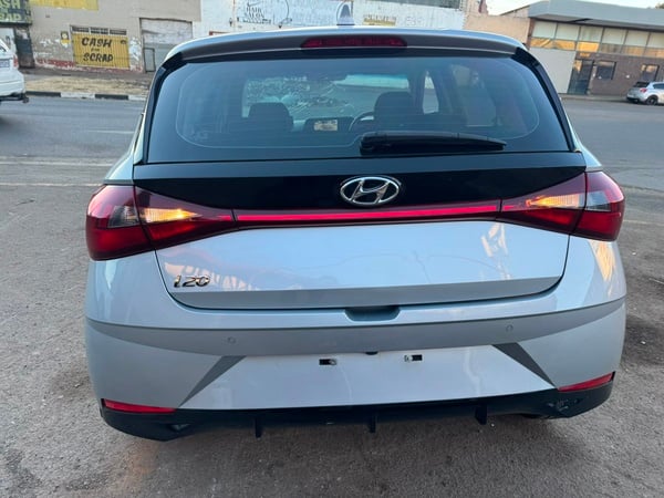 2023 HYUNDAI i20 1.2