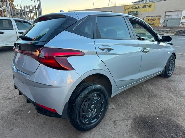 2023 HYUNDAI i20 1.2