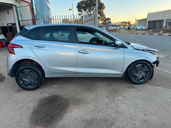 2023 HYUNDAI i20 1.2