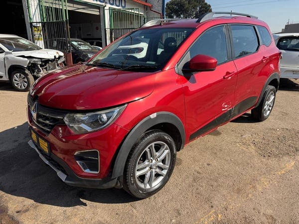2020 RENAULT TRIBER 1.0 - 7 SEATER