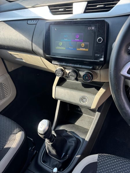 2020 RENAULT TRIBER 1.0 - 7 SEATER