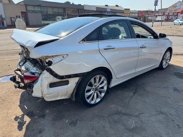 2010 Hyundai Sonata 2.4 Executive Automatic