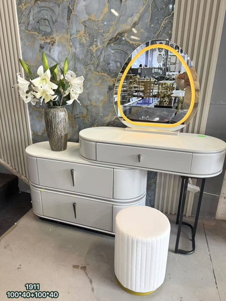Round Shape Modern Design Dressing Table With LED Mirror and Stool